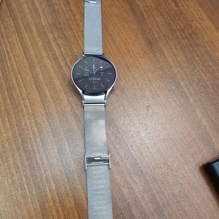 Часы Samsung Galaxy Watch6 44 мм Серебро (SM-R940)