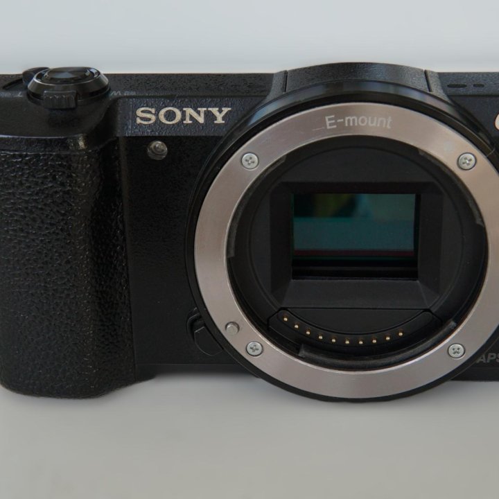 Sony A5100