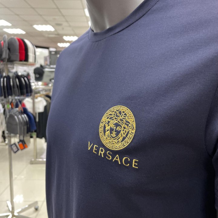 Футболки Versace