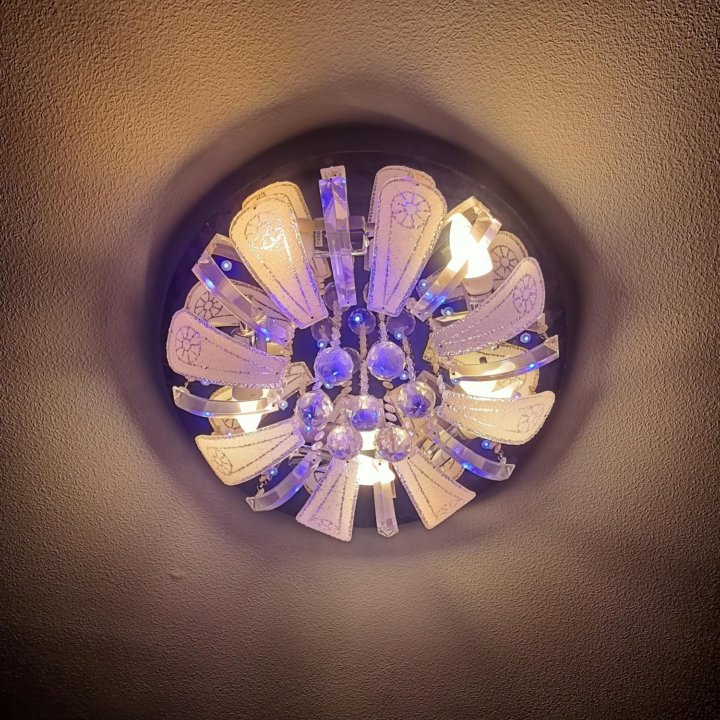 Люстра потолочная