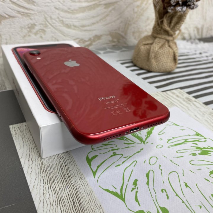 iPhone XR, 64 ГБ