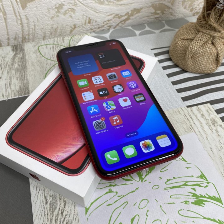 iPhone XR, 64 ГБ