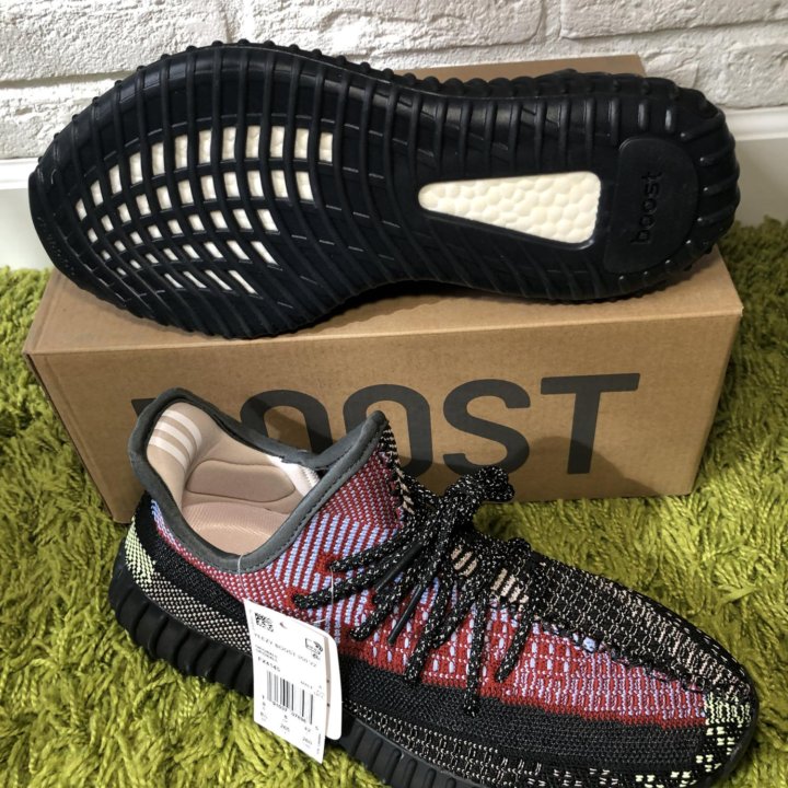 Кроссовки Adidas Yeezy Bosst