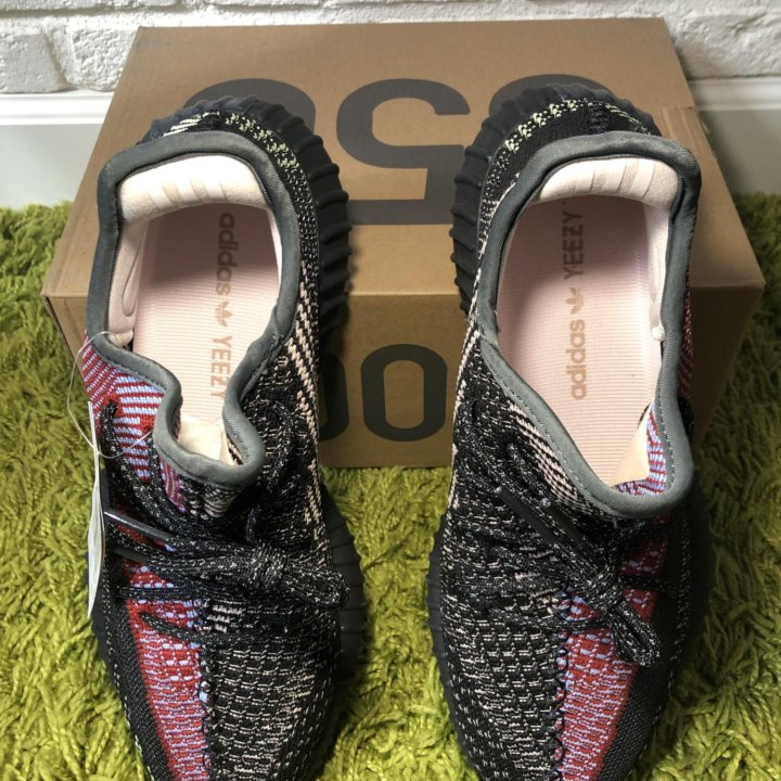 Кроссовки Adidas Yeezy Bosst