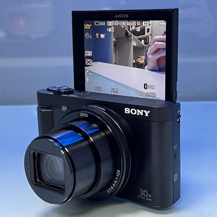 Компактный фотоаппарат Sony Cyber-shot HX90