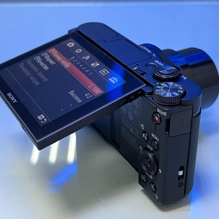 Компактный фотоаппарат Sony Cyber-shot HX90