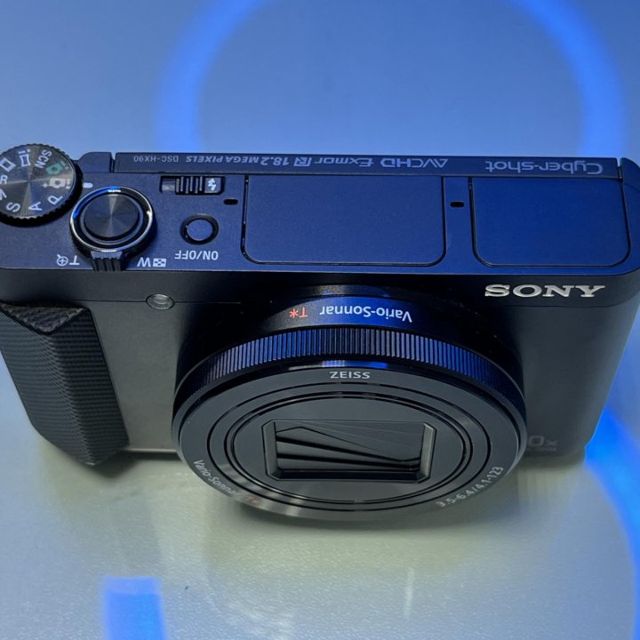 Компактный фотоаппарат Sony Cyber-shot HX90