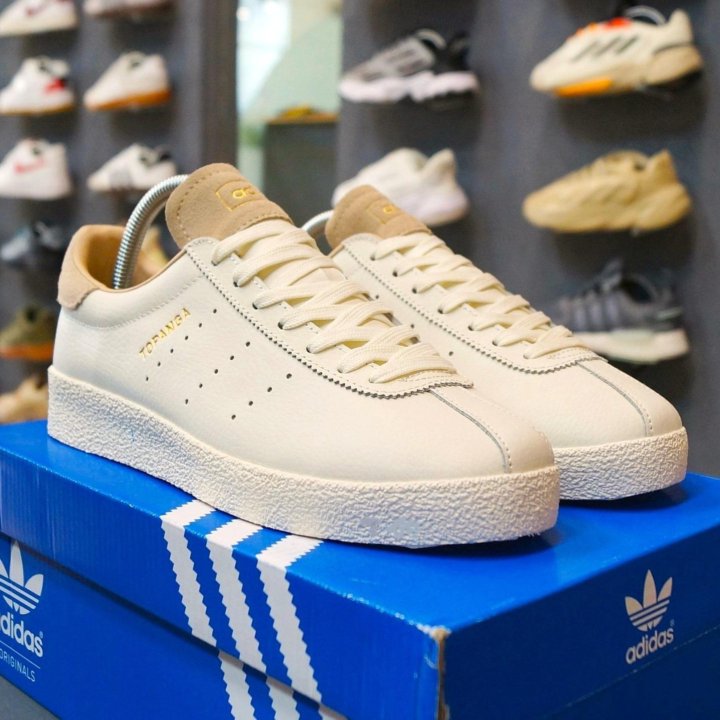 Кроссовки Adidas Topanga