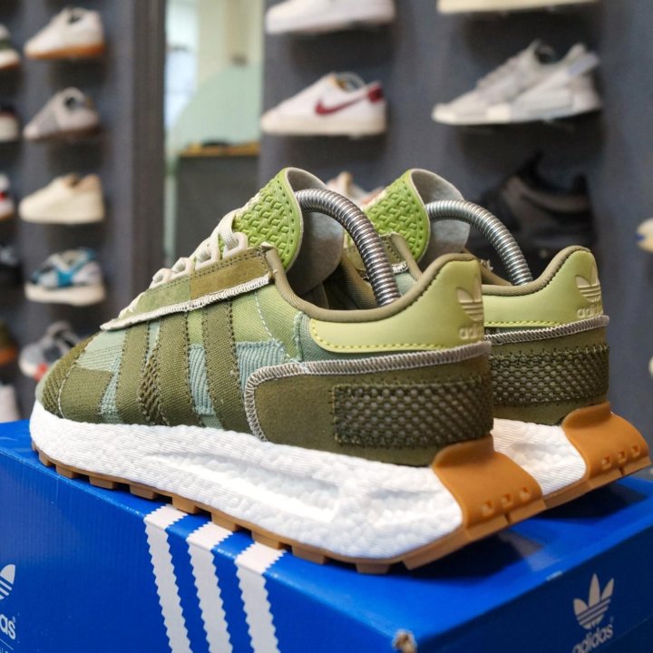 Кроссовки Adidas Retropy e5