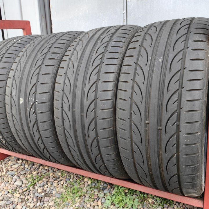 Комплект Hankook Ventus V12 EVO 2 255/40 R19