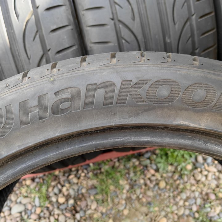 Комплект Hankook Ventus V12 EVO 2 255/40 R19