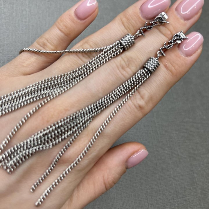 Серьги Yves Saint Laurent