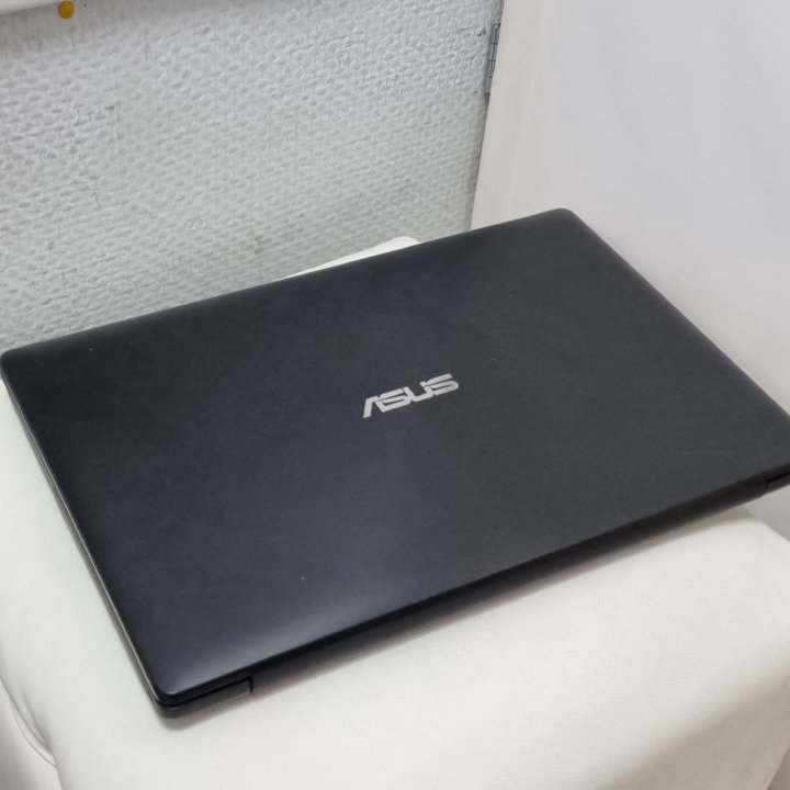 Надежный ноутбук Asus c 4GB ОЗУ