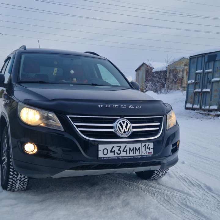 Volkswagen Tiguan, 2011