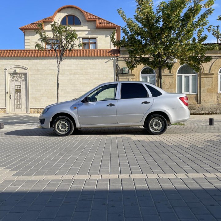 ВАЗ (Lada) Granta, 2012