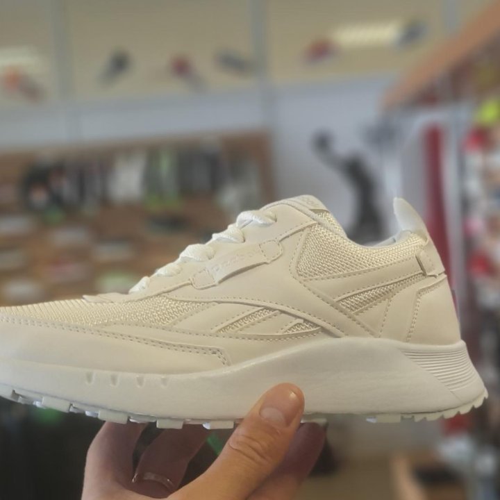 Кроссовки женские Reebok