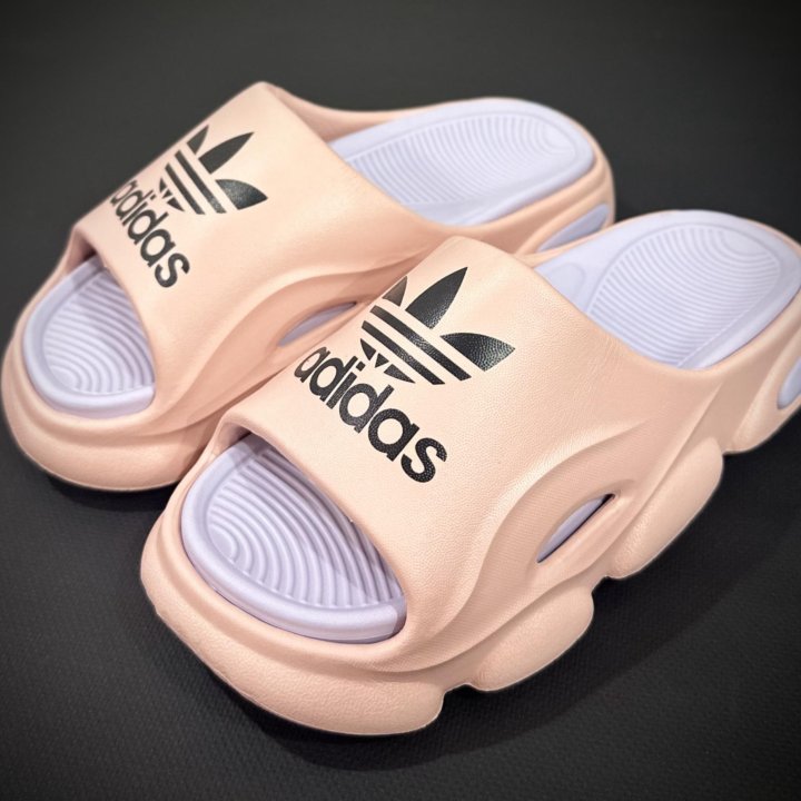 Шлепанцы женские Adidas 