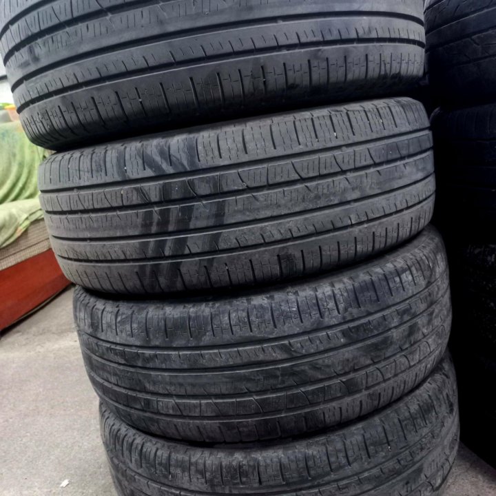 Pirelli 215/60 R17