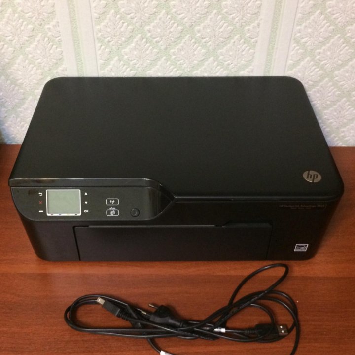 МФУ HP Deskjet Ink Advantage 3525 - всё в одном