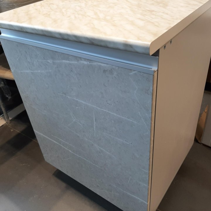 Кухонный стол на 60 см торос мраморный