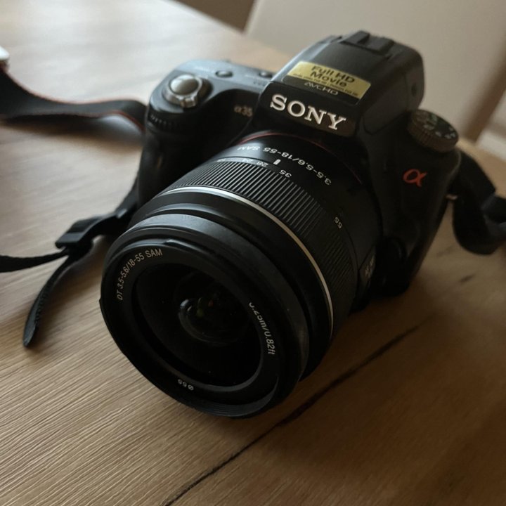 Фотоаппарат зеркальный Sony SLT-A35