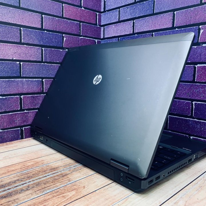 Ноутбук Hp 15.6 Core i5 В металле Новая батарея