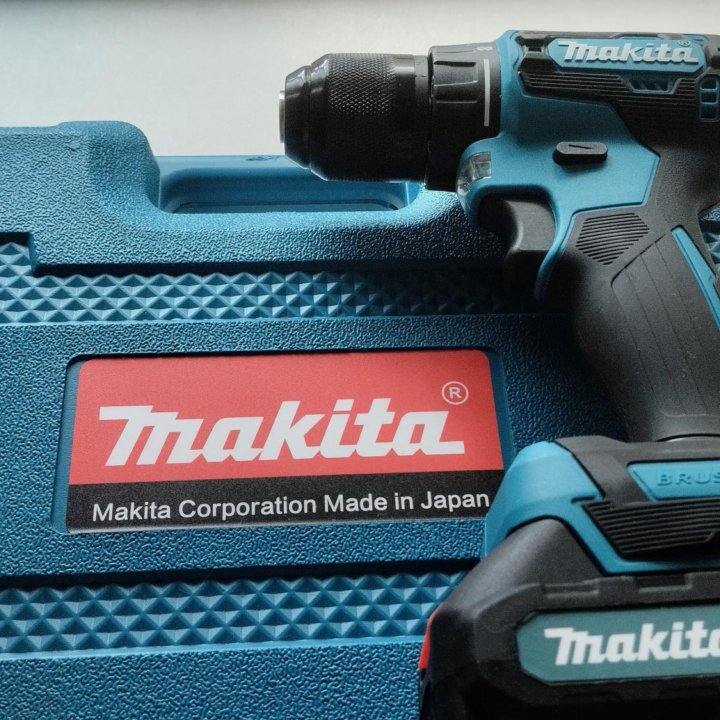 Шуруповёрт безщеточный Makita