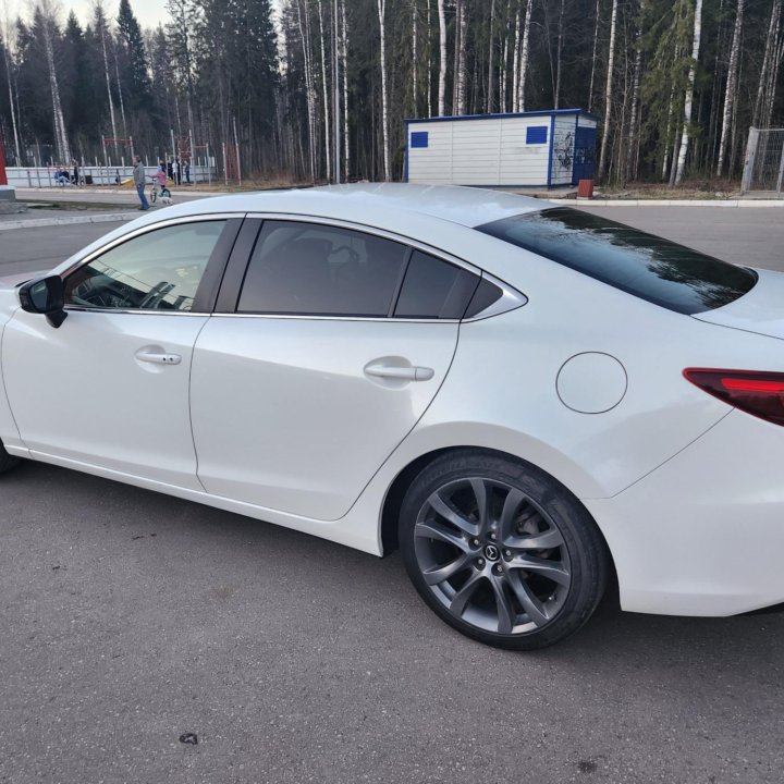 Mazda 6, 2015