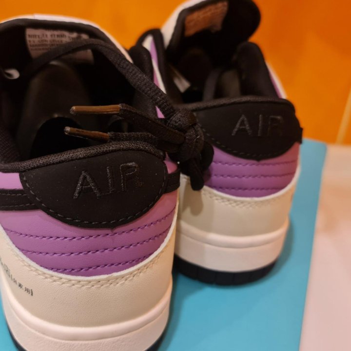 Кроссовки Nike Dunk