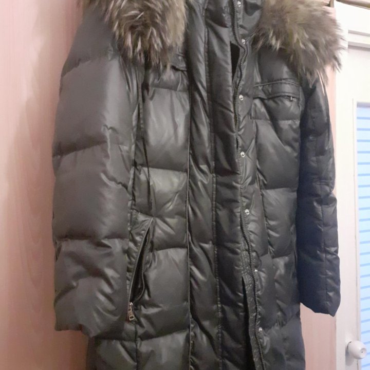 Зимний пуховик