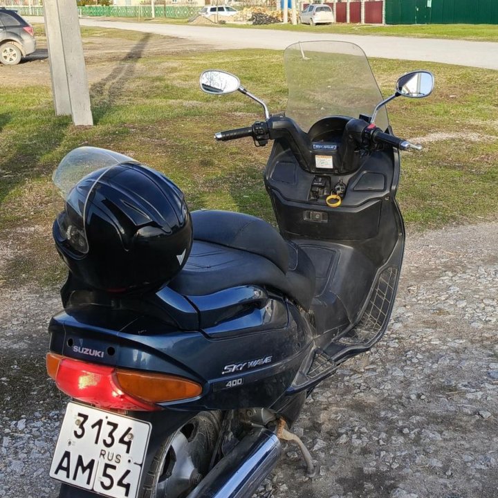 Suzuki skywave 400