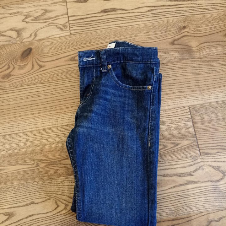 Джинсы Levi's 511.