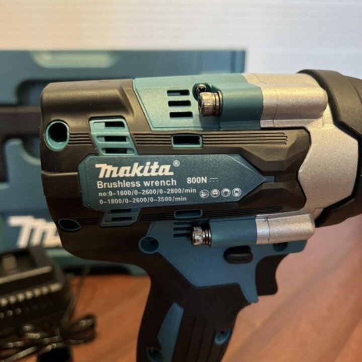 Гайковерт Makita 800Нм