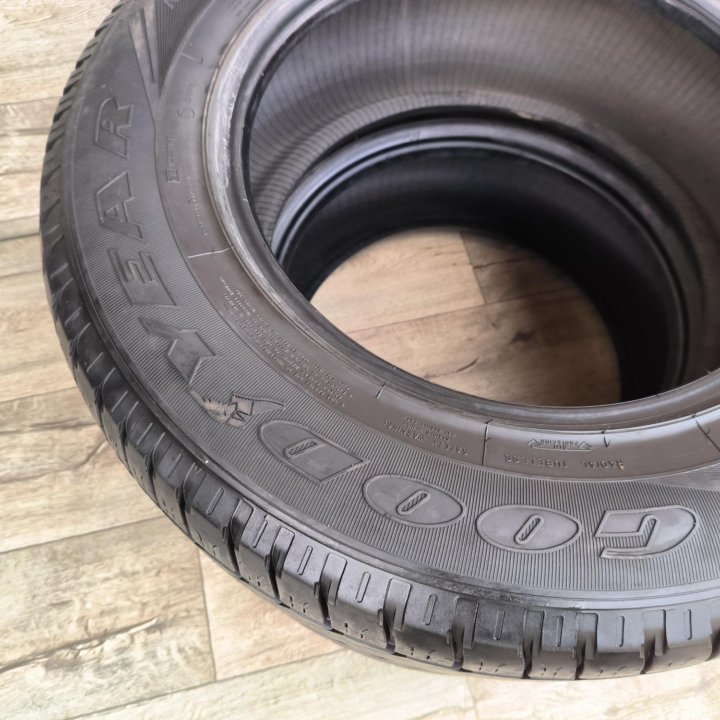 235/70/17, Goodyear Wrangler HP, 2 шт