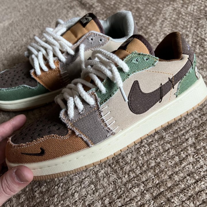 Nike Air Jordan 1 Low Travis Scott 44 р-р