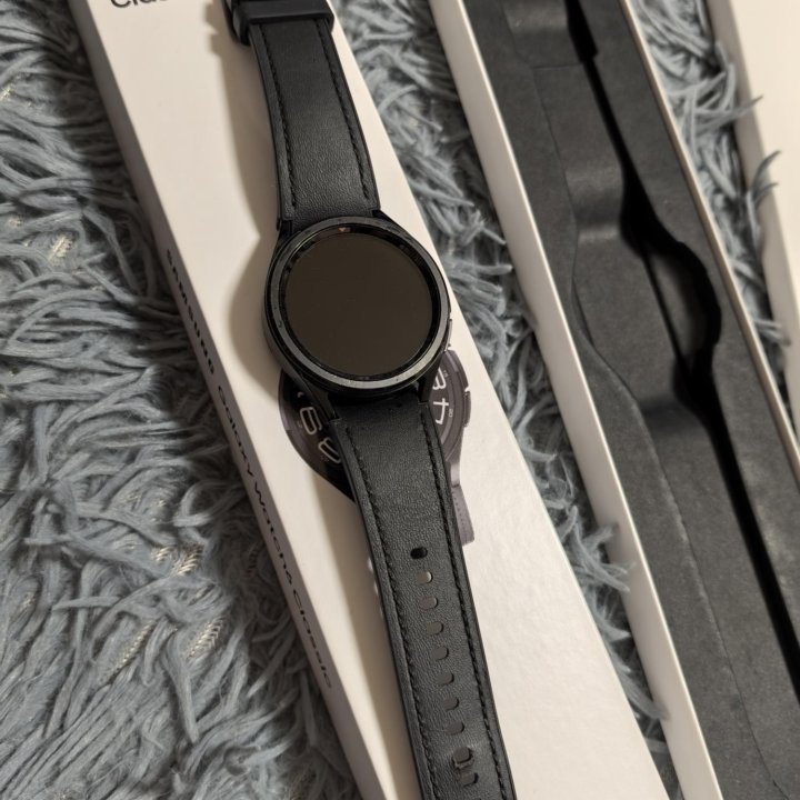 Samsung Galaxy watch 6 classic 43 mm