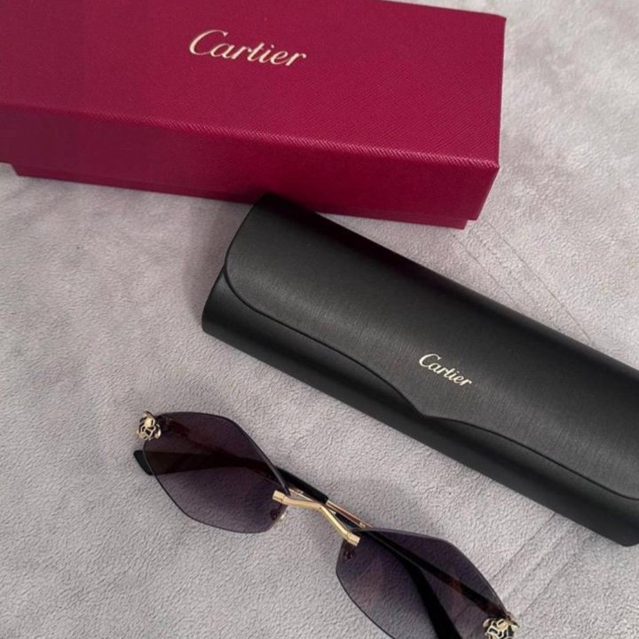 Солнцезащитные очки Cartier