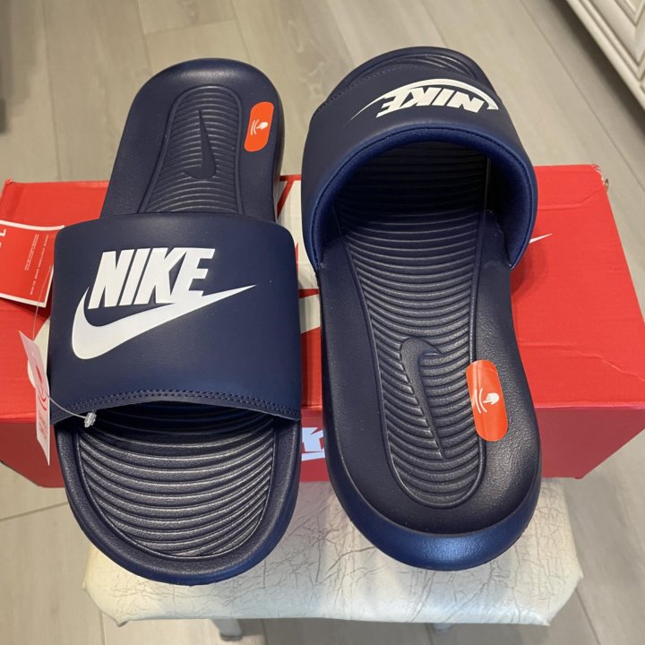 Сланцы мужские Nike