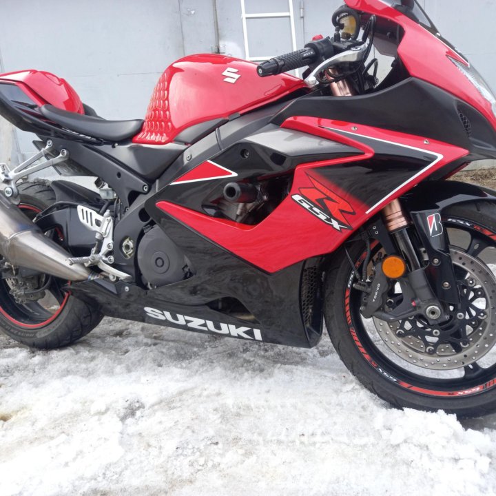 Продам спортбайк Suzuki GSX-R 1000 2006