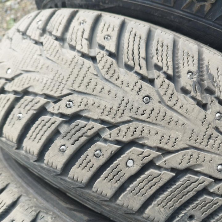 Nexen (шипы) 185/65 R14