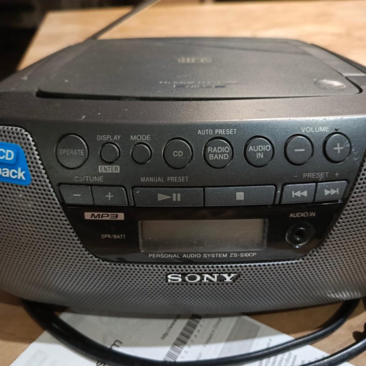 Магнитола с CD Плеером Sony ZS-S10CP