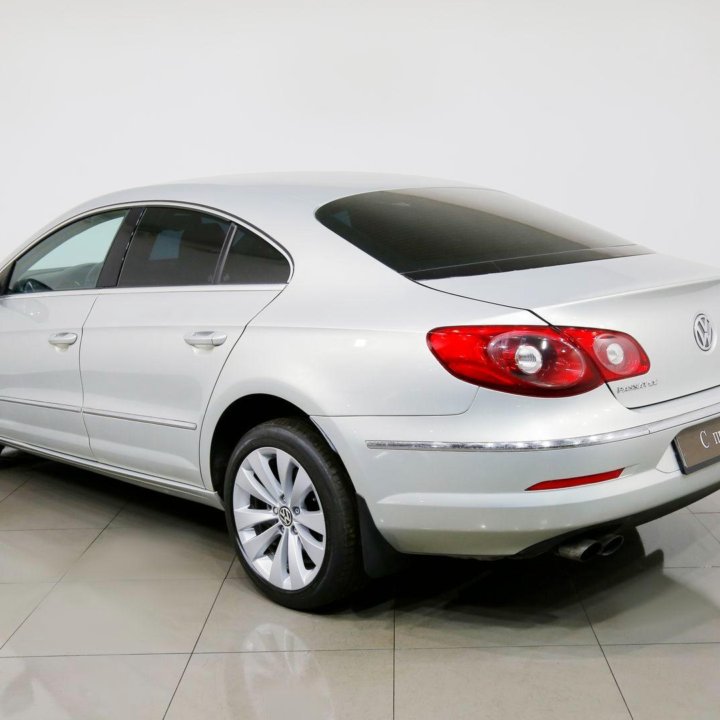 Volkswagen Passat CC, 2010