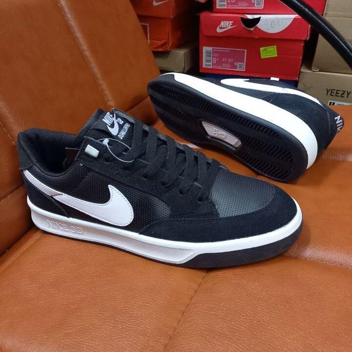 Кроссовки Nike SB Dunk Low Pro