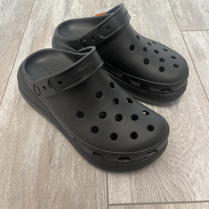 Кроксы на платформе crocs