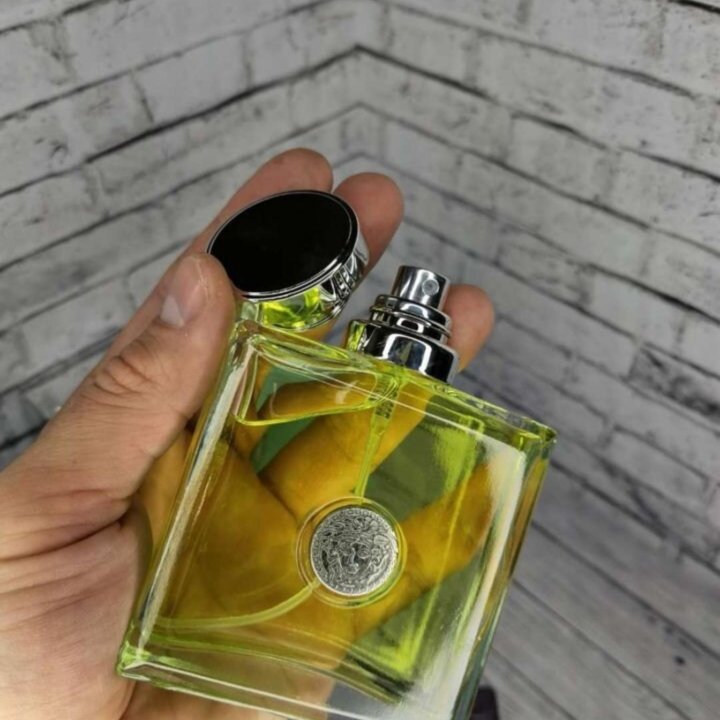 Женские духи Versace Versense