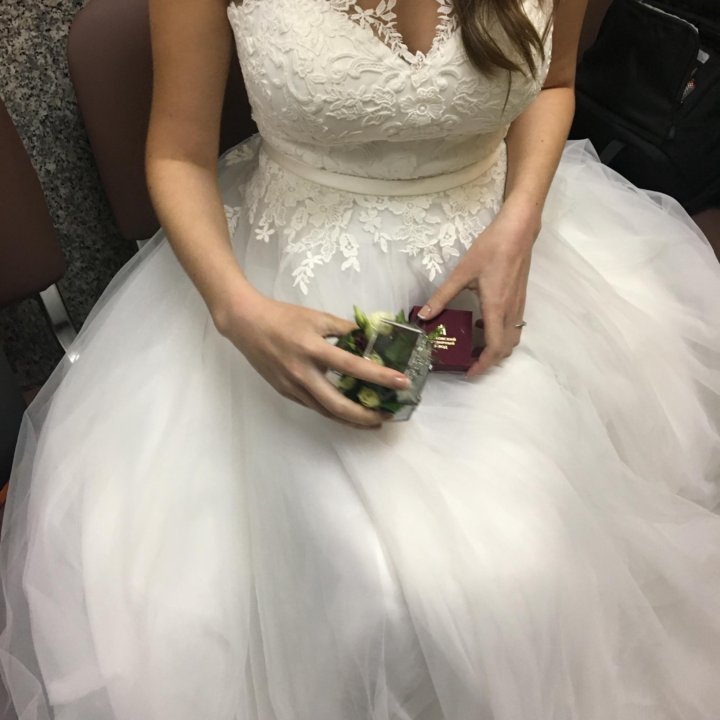 Свадебное платье