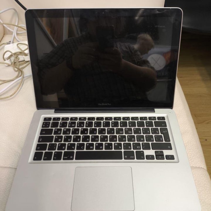 MacBook Pro 13 , 10gb ОЗУ , CORE I5 3.1ghz turbo /