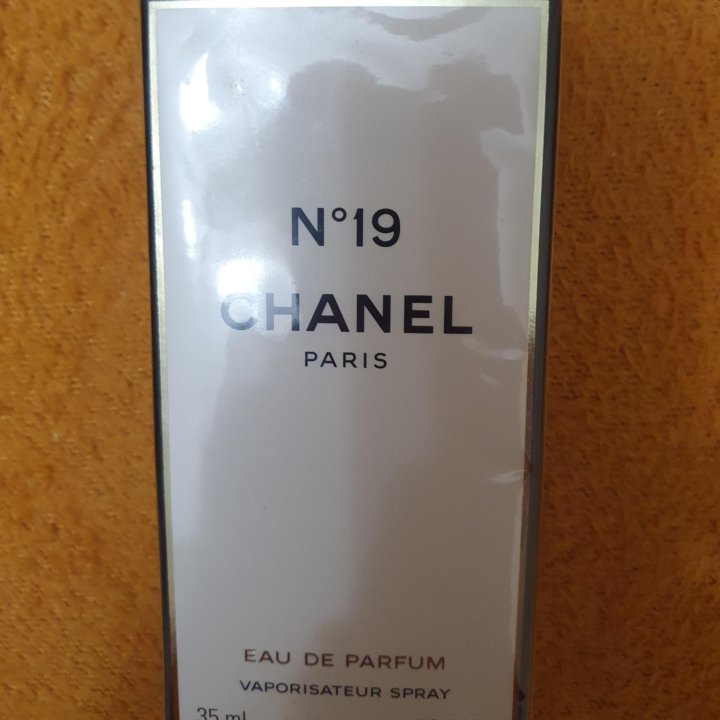 Парфюмерная вода Chanel №19 Eau DE Parfum