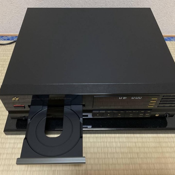 Sansui CD-717 extra