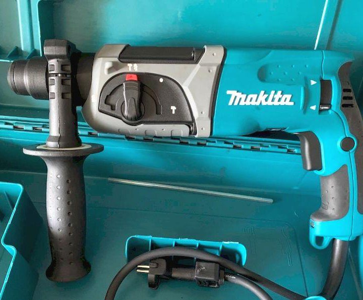 Перфоратор мощный Makita